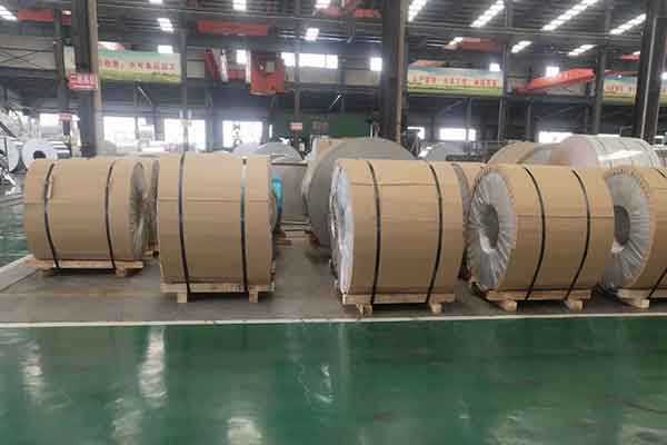 母線槽中使用1060鋁板的優(yōu)點(diǎn)是什么？